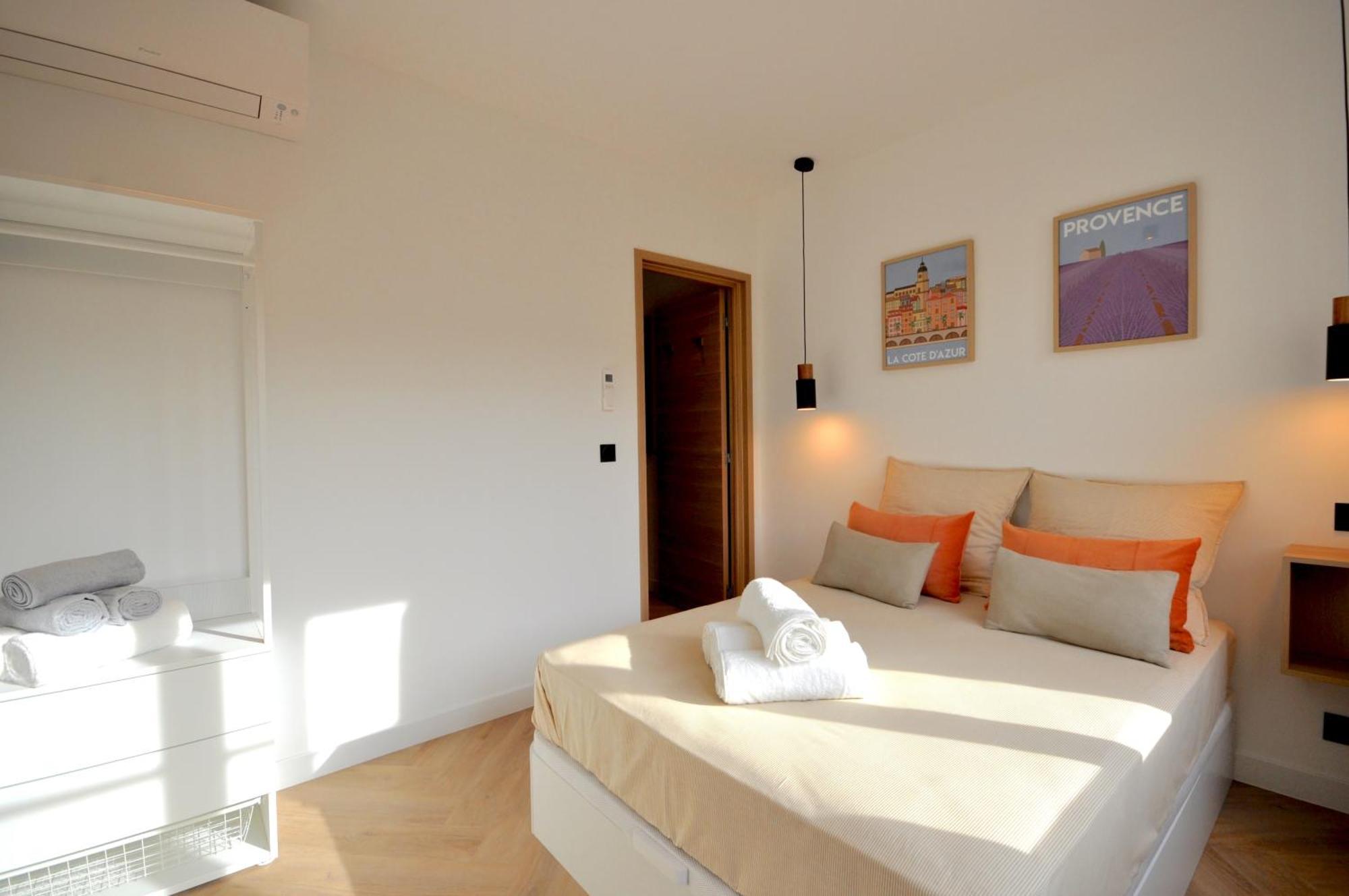 Monaco # Menton - 6 Persons - 2 Bedrooms - Full Renovated - Private Parking - Hypercenter - Clim - Beach And Sun Eksteriør bilde