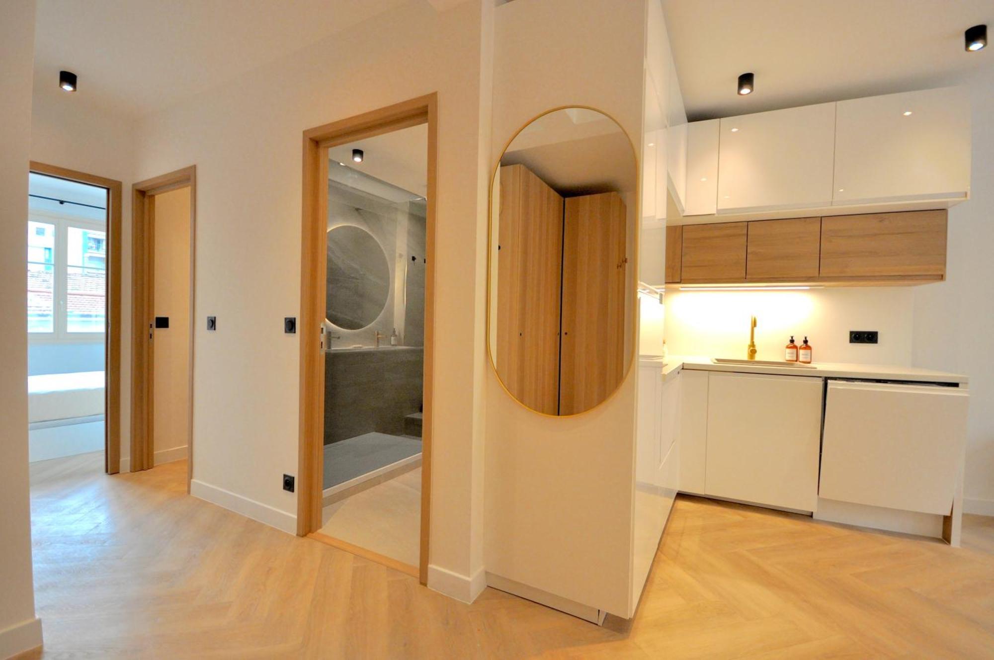 Monaco # Menton - 6 Persons - 2 Bedrooms - Full Renovated - Private Parking - Hypercenter - Clim - Beach And Sun Eksteriør bilde