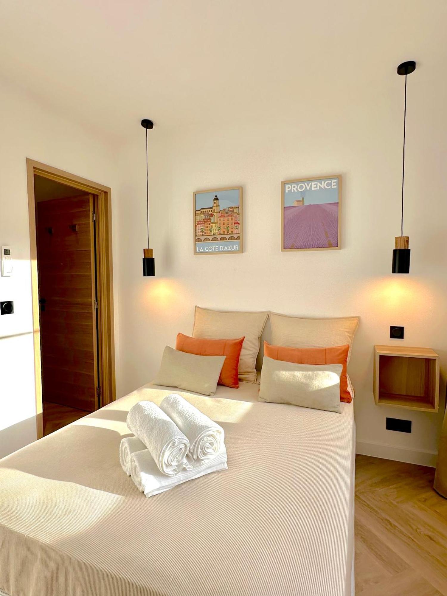 Monaco # Menton - 6 Persons - 2 Bedrooms - Full Renovated - Private Parking - Hypercenter - Clim - Beach And Sun Eksteriør bilde